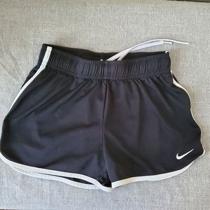 Nike Black Dri Fit Athletic Shorts Girls Size S Small Size 8
